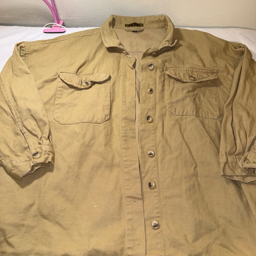 Women's Tan Shirt Jacket with side pockets